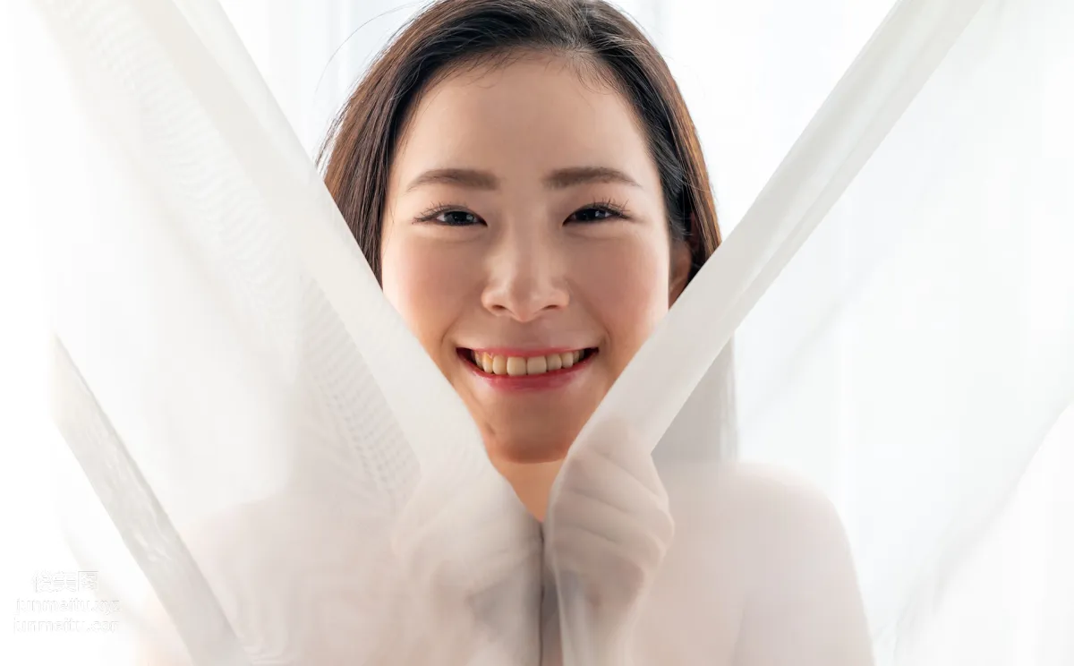 Ena Satsuki: Graphis First Gravure photo 43