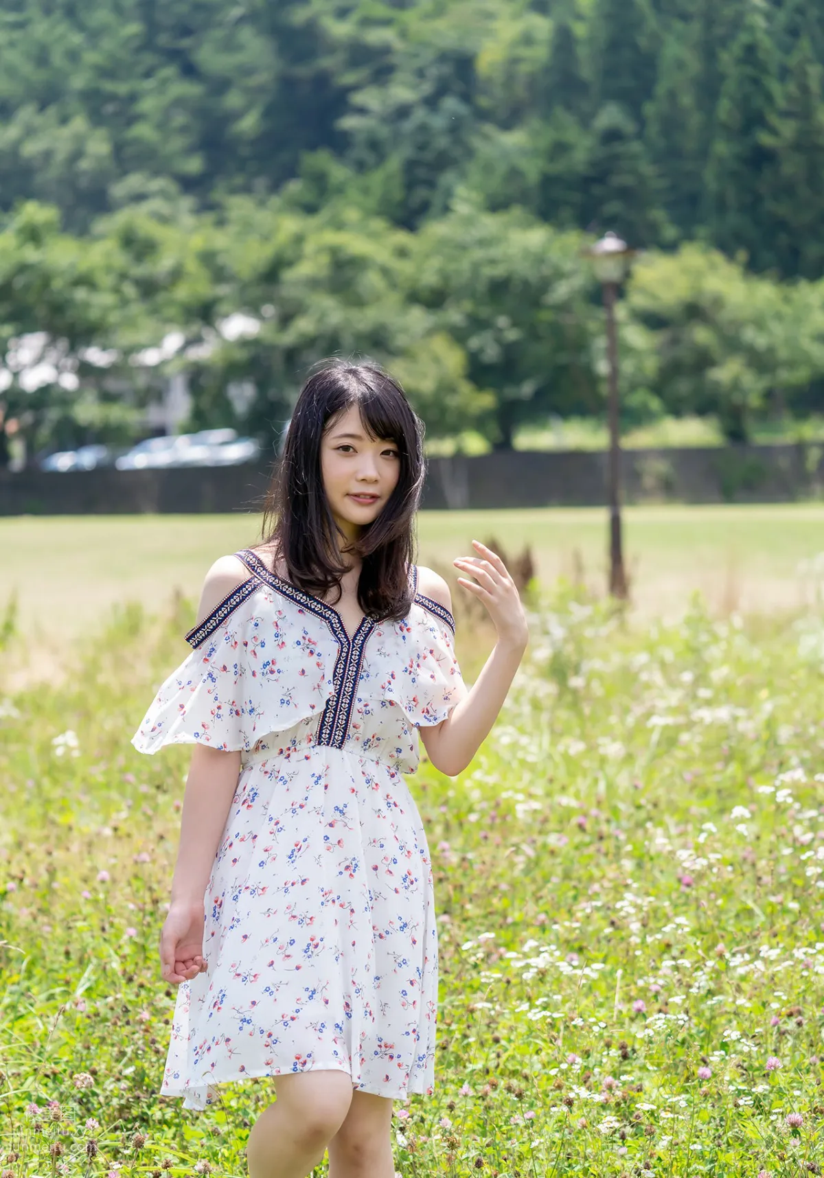 [Graphis] Gals - Ema Futaba 二葉エマ Be natural 10