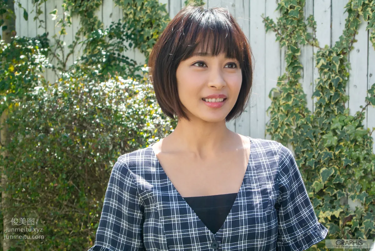 [Graphis]2019.04.19 初脫ぎ娘 No.164 Rika Aimi 逢見リカ 140