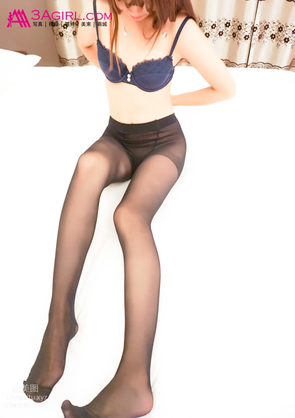 3Agirl No. 529 photo 14