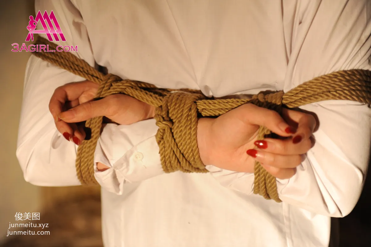 3Agirl No. 022 photo 2