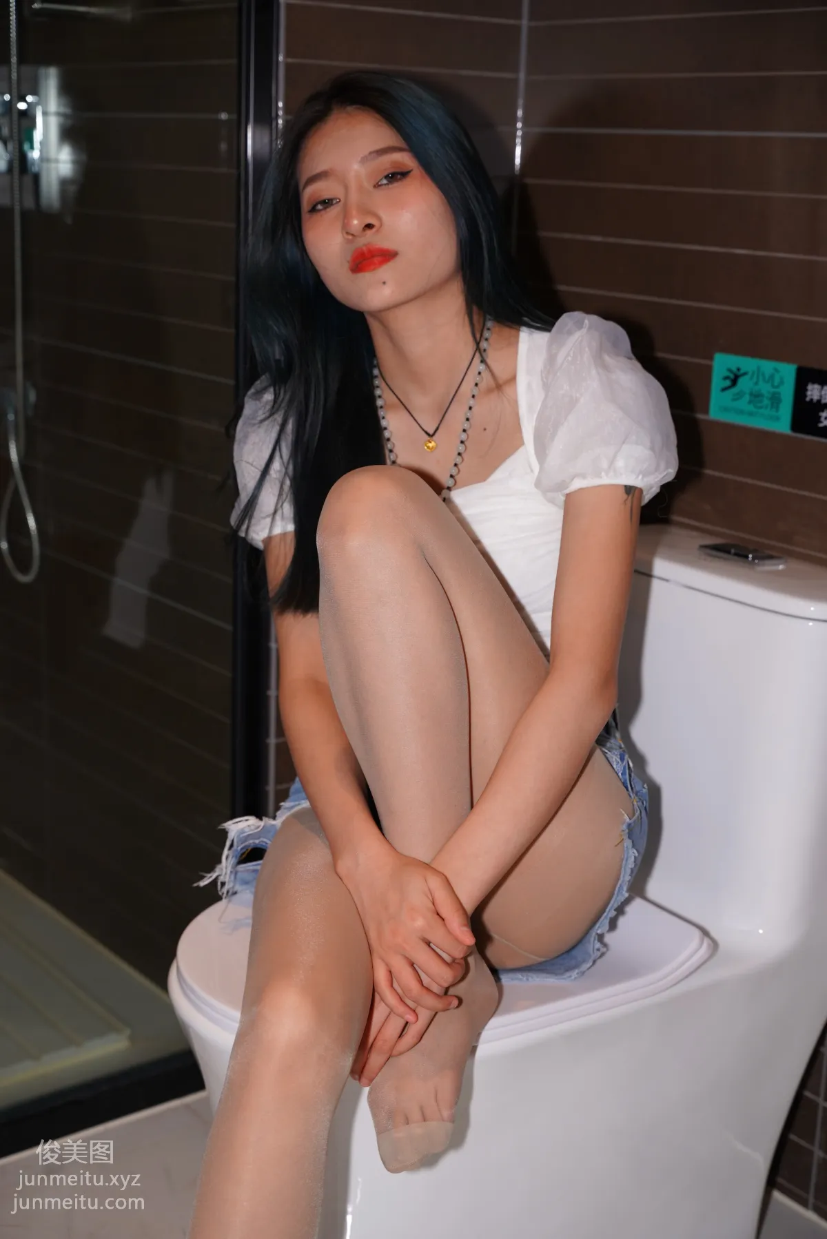 Mojing Street NO.168, Super Top-Grade Nude Stockings Tight Denim Hot Pants [277P] photo 168