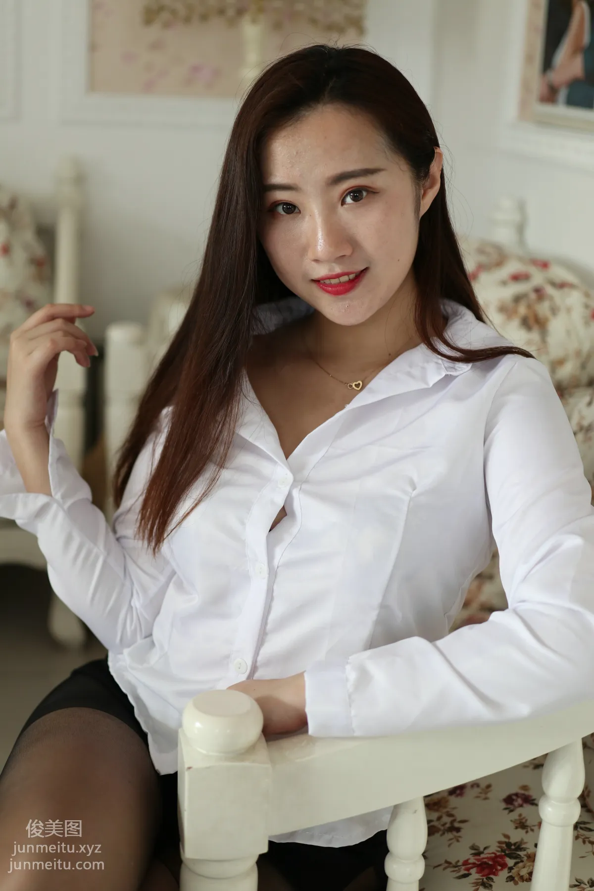 Mojing Street NO.171, Nude Stockings and Black Stockings Rooftop Shoot [294P] photo 35