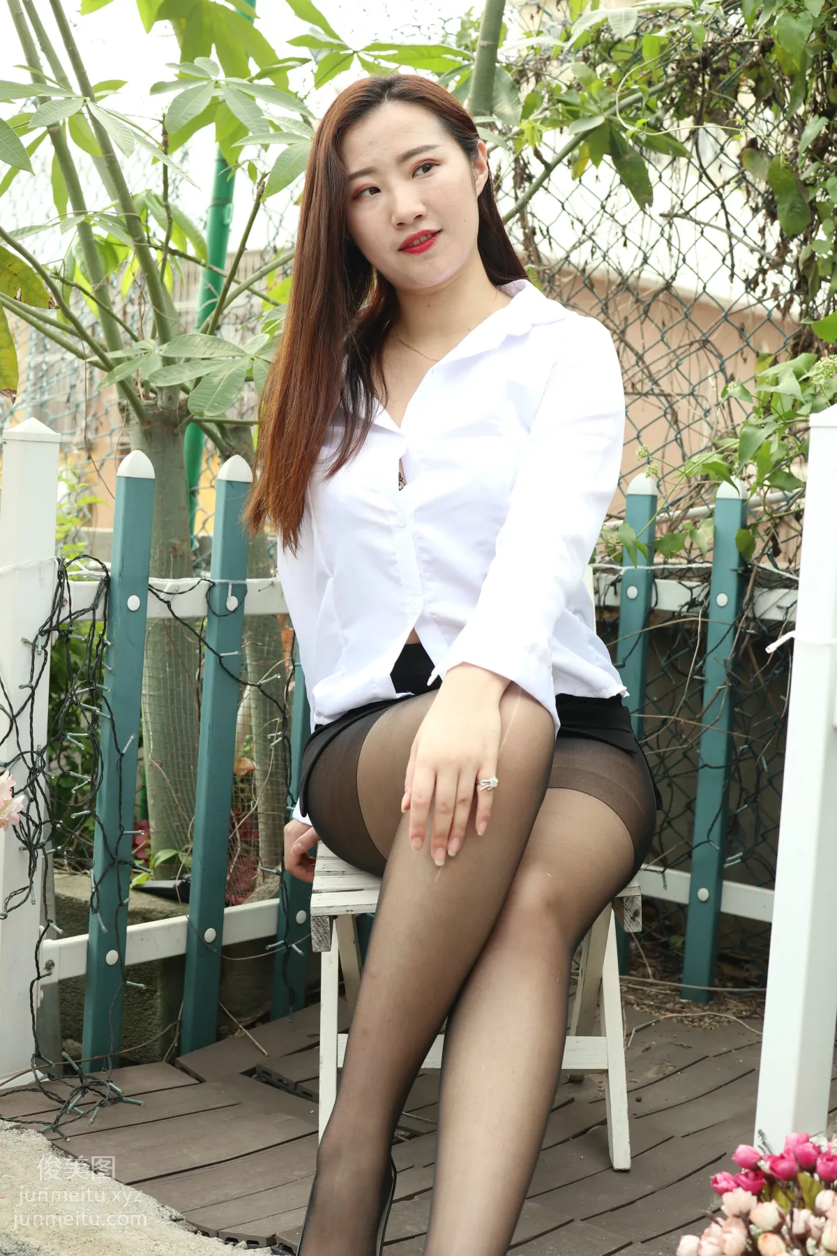 Mojing Street NO.171, Nude Stockings and Black Stockings Rooftop Shoot [294P] photo 97
