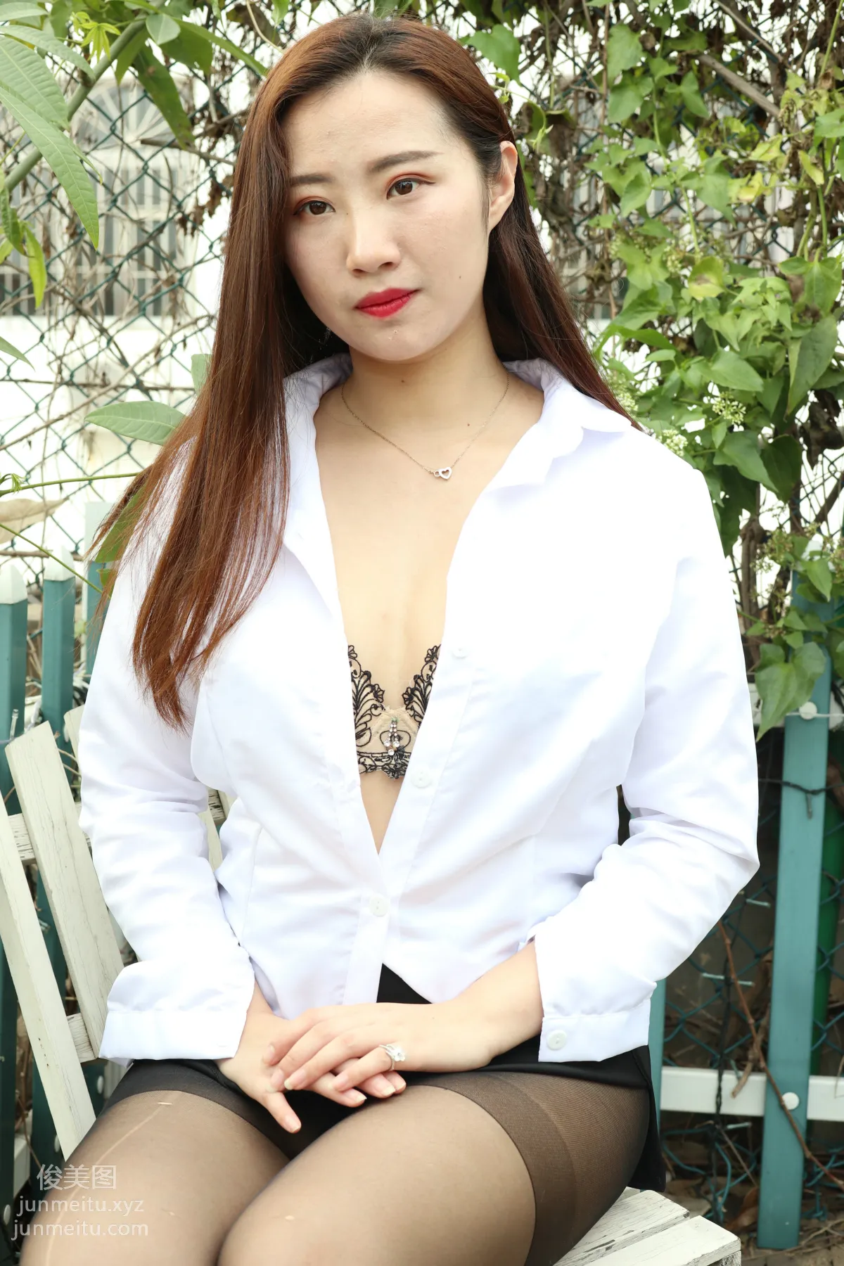 Mojing Street NO.171, Nude Stockings and Black Stockings Rooftop Shoot [294P] photo 109