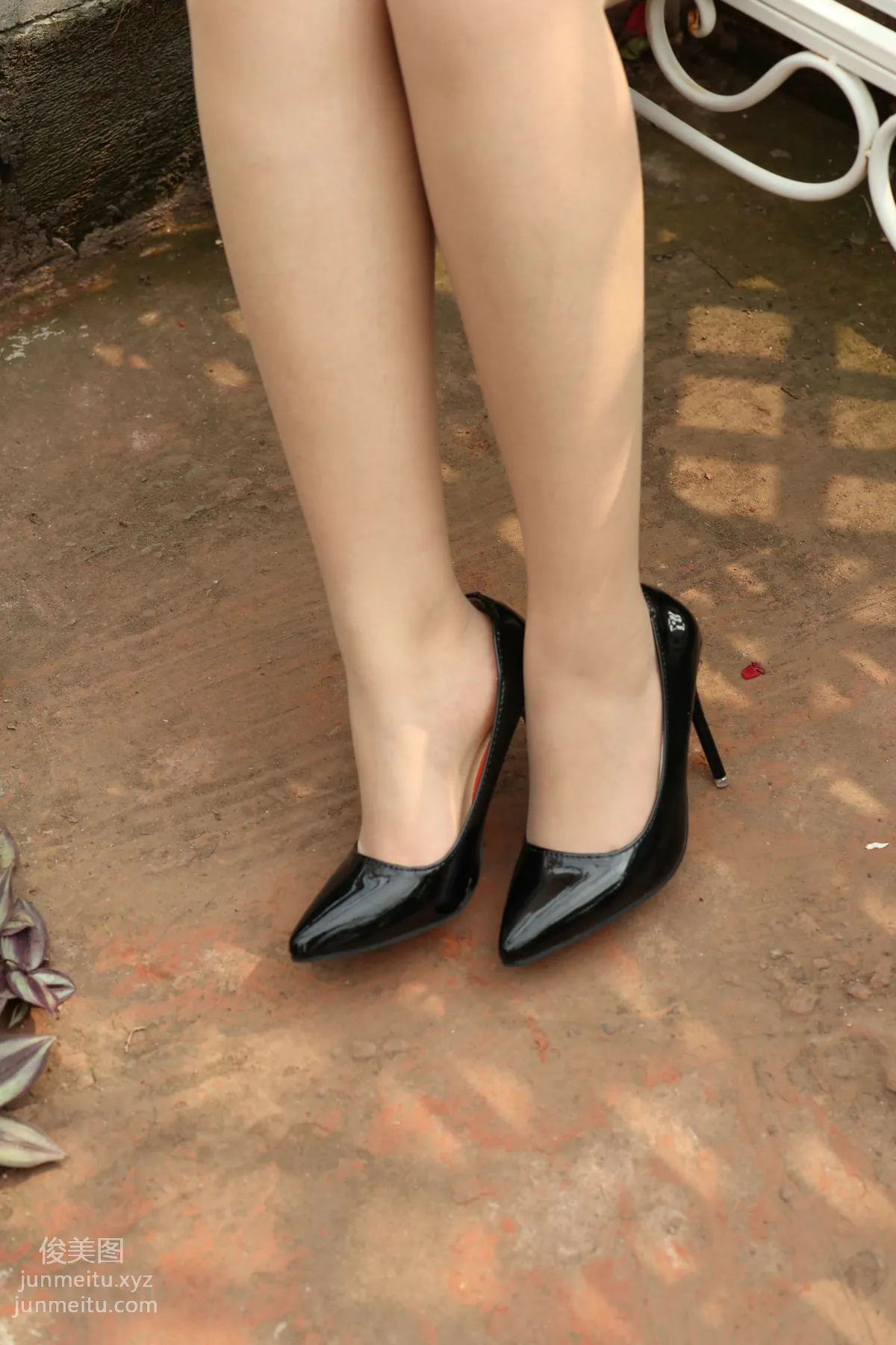 Mojing Street NO.171, Nude Stockings and Black Stockings Rooftop Shoot [294P] photo 154
