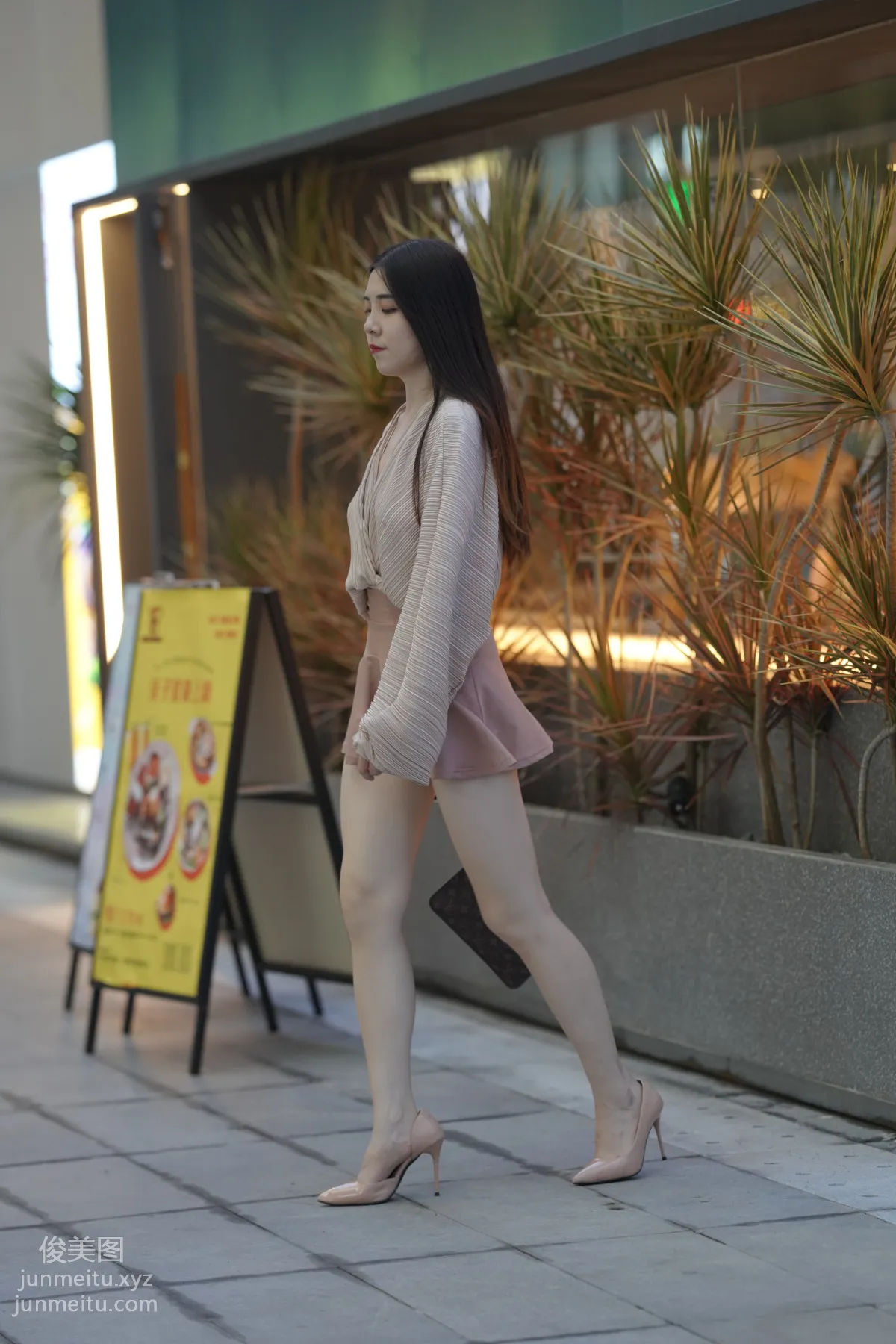 Mojing Street NO.167, Cute Pink Short Skirt Girl [493P] photo 152
