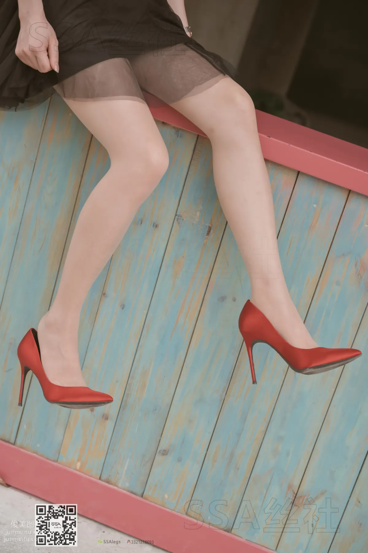 [SSA] Ultra HD Photos NO.097 Xue Li Leg Model Xue Li Street Snap Red High Heels Nude Stockings [120P] photo 36