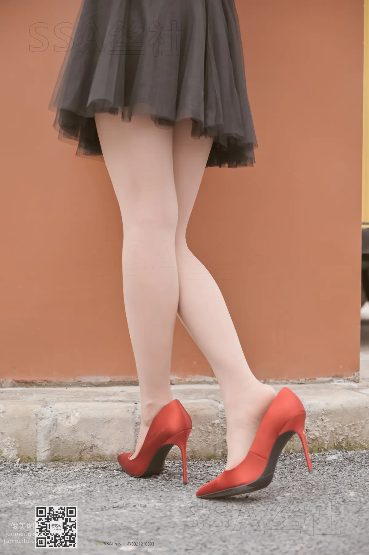 [SSA] Ultra HD Photos NO.097 Xue Li Leg Model Xue Li Street Snap Red High Heels Nude Stockings [120P] photo 102