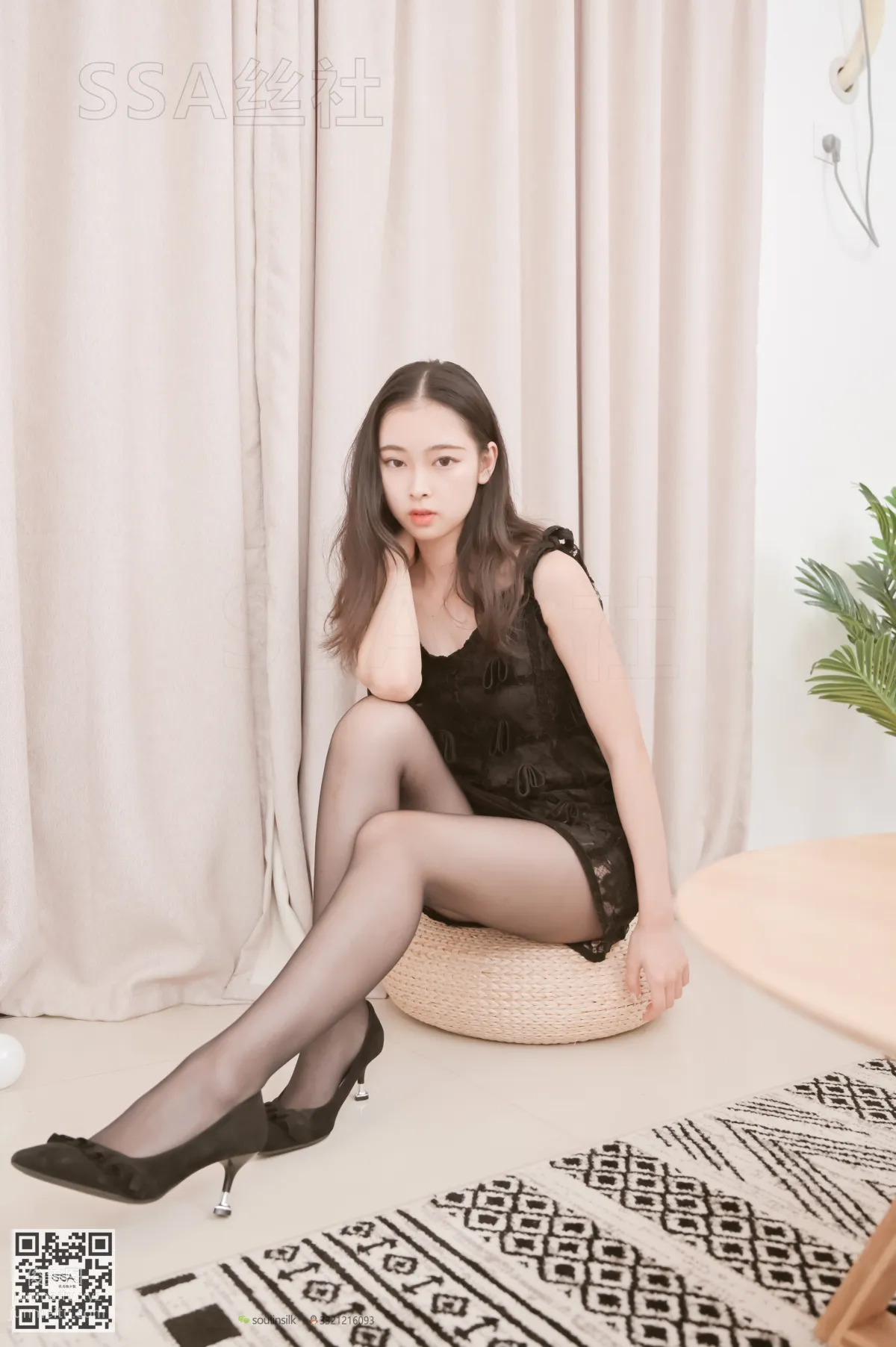 [SSA] Ultra HD Photos NO.104 Wen Juan Leg Model Wen Juan, Floral Girl's Short Skirt [131P] photo 21