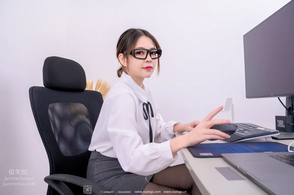 [SSA] Ultra HD Photo Set NO.463 Chun Xiao Female Colleague Stockings Temptation (Part 1) [148P] photo 14