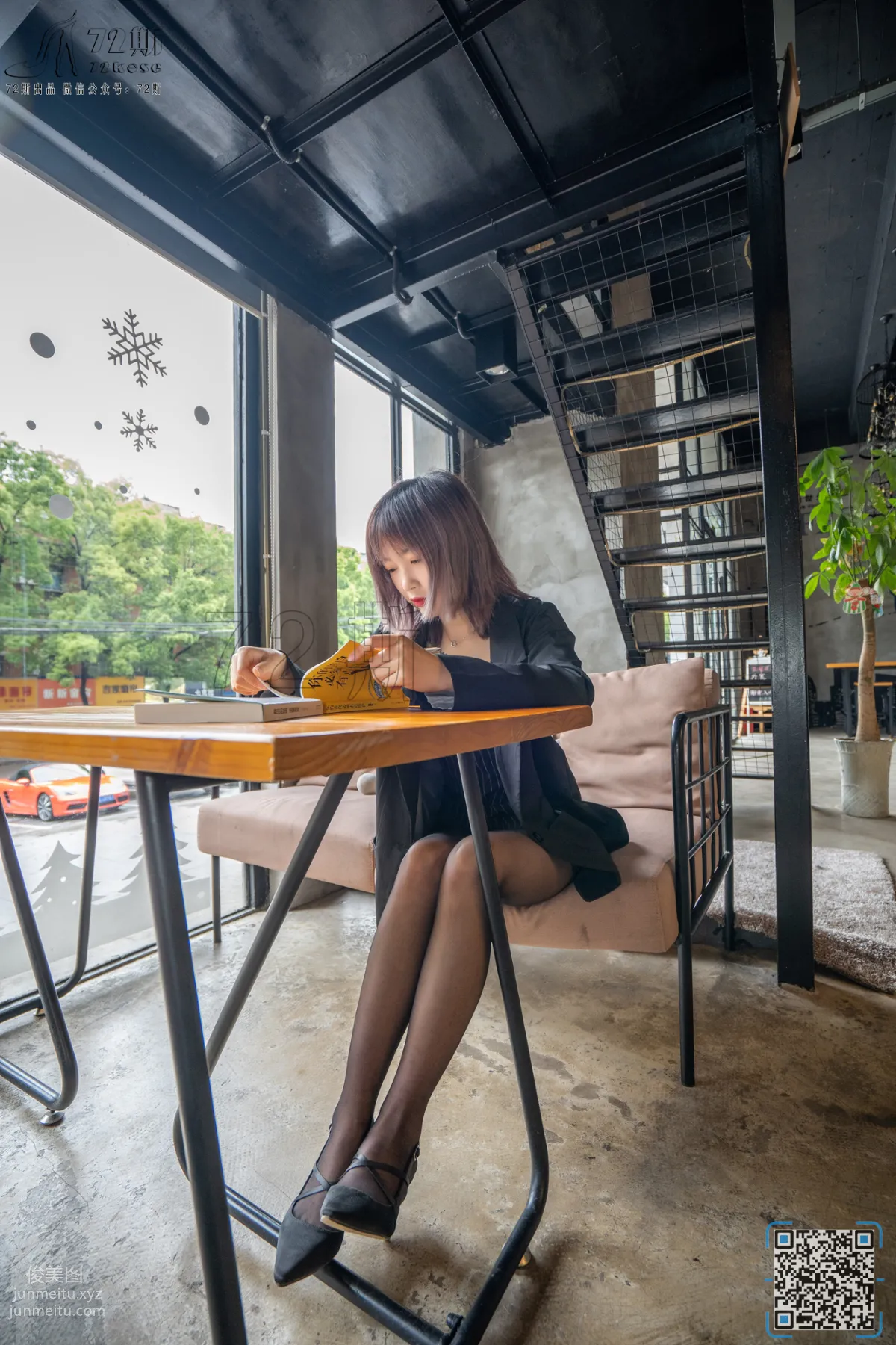 72S 72 08 photo 12