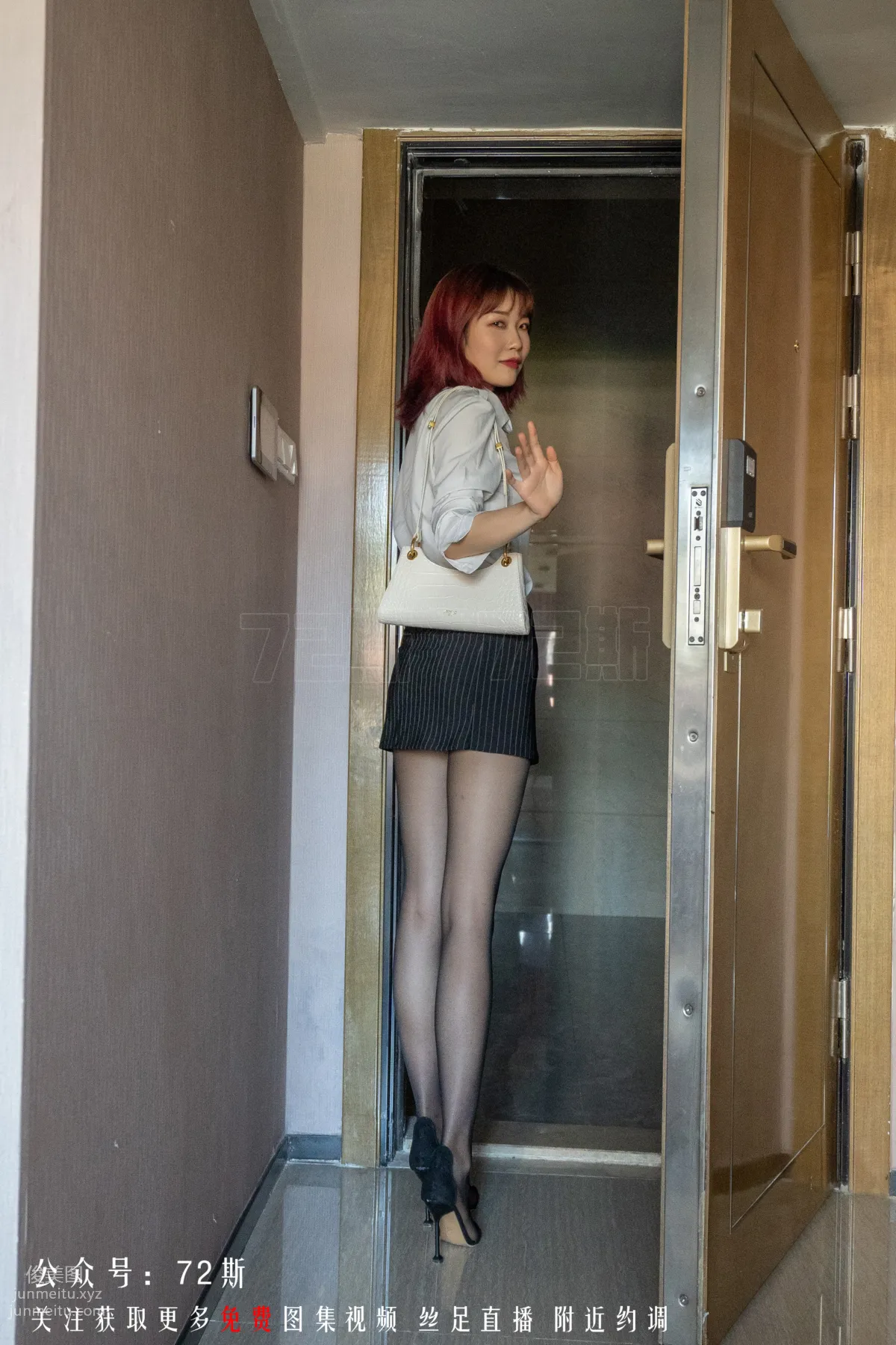 72S 72 02 photo 25