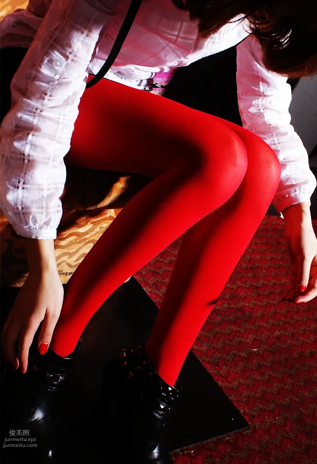 MTZ Legs 15: KTV Barbie Delivery photo 14