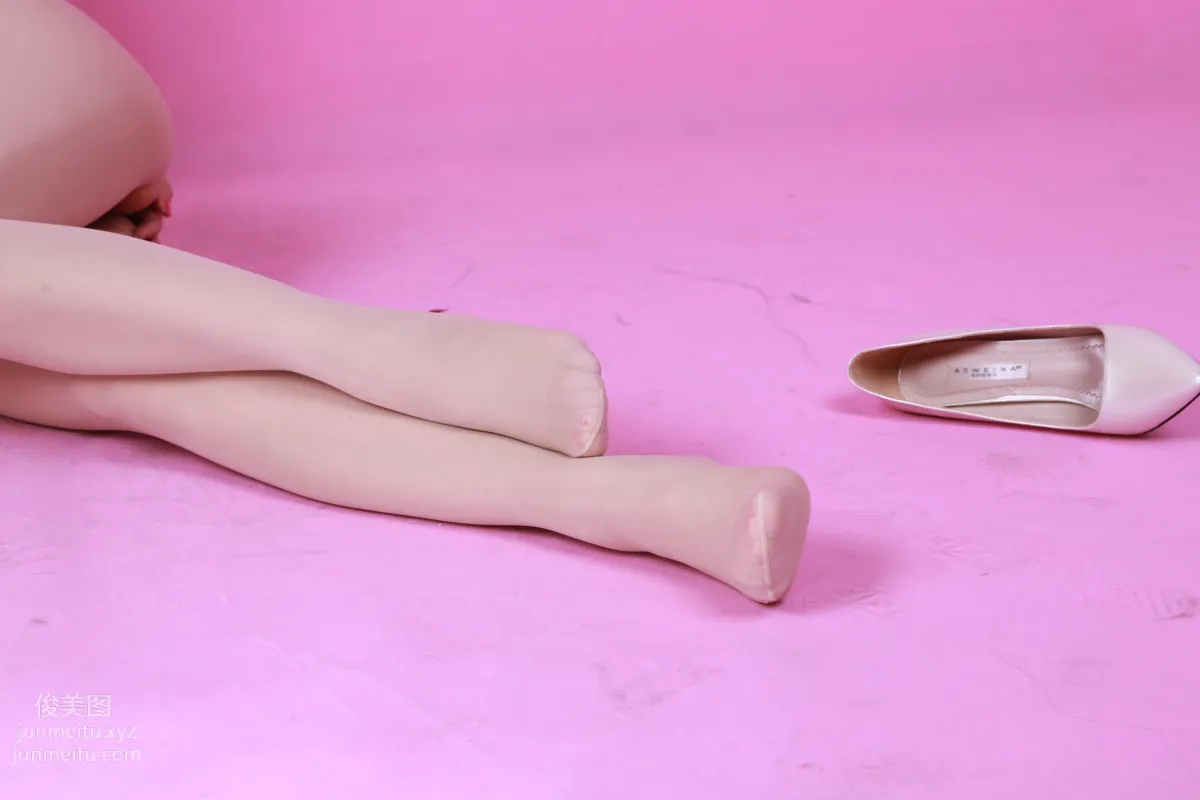 [Nicole Feet] NO.013 Studio Shoot 2, High Heels, Silk Curves and Bodystocking [100P] photo 82