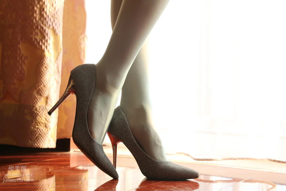 [Nicole Feet] NO.017 Indoor 3, Beautiful Silk Legs [71P] photo 52