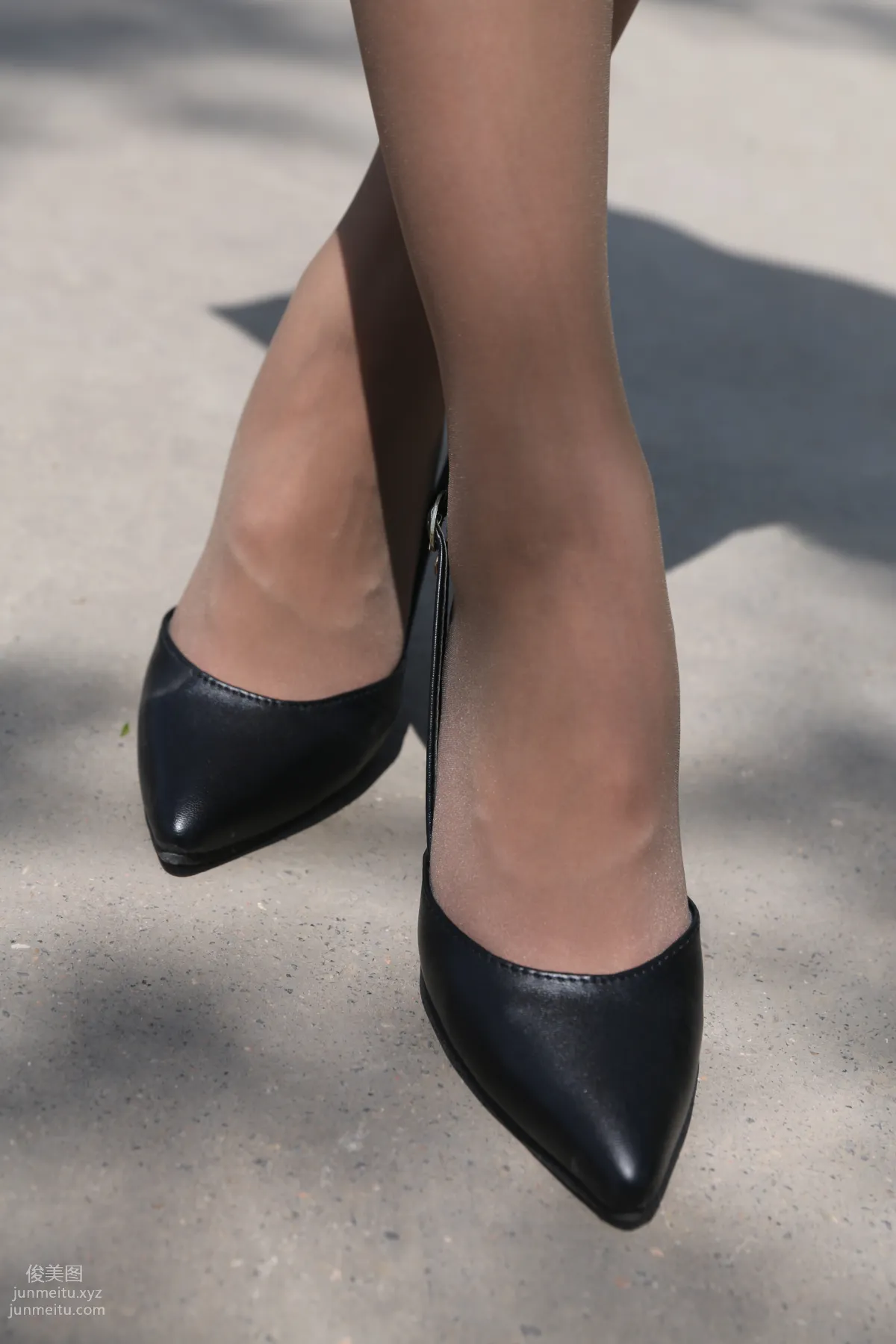 [Nicole Feet] NO.006 Park 2, Gray and Colorful Stockings [144P] photo 3