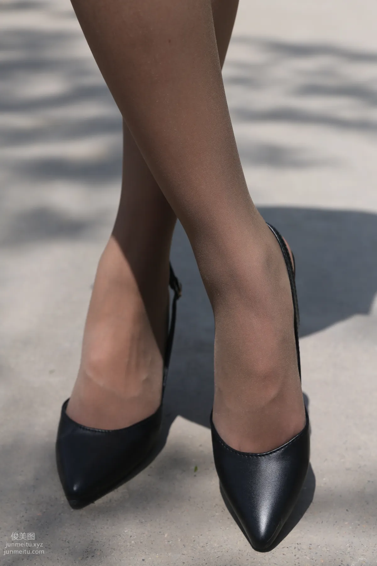 [Nicole Feet] NO.006 Park 2, Gray and Colorful Stockings [144P] photo 6