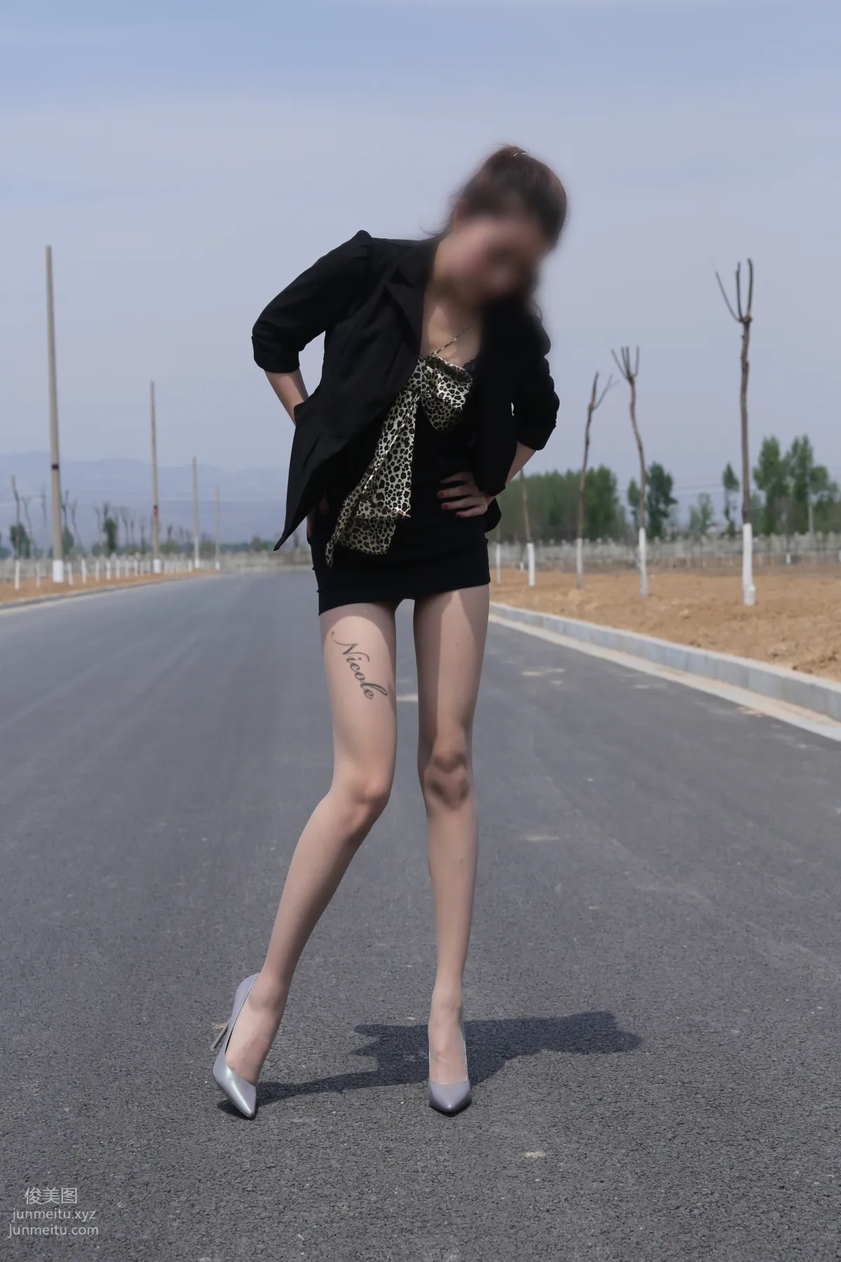 [Nicole Feet] NO.004 Highway, Gray Stockings and High Heels [113P] photo 8