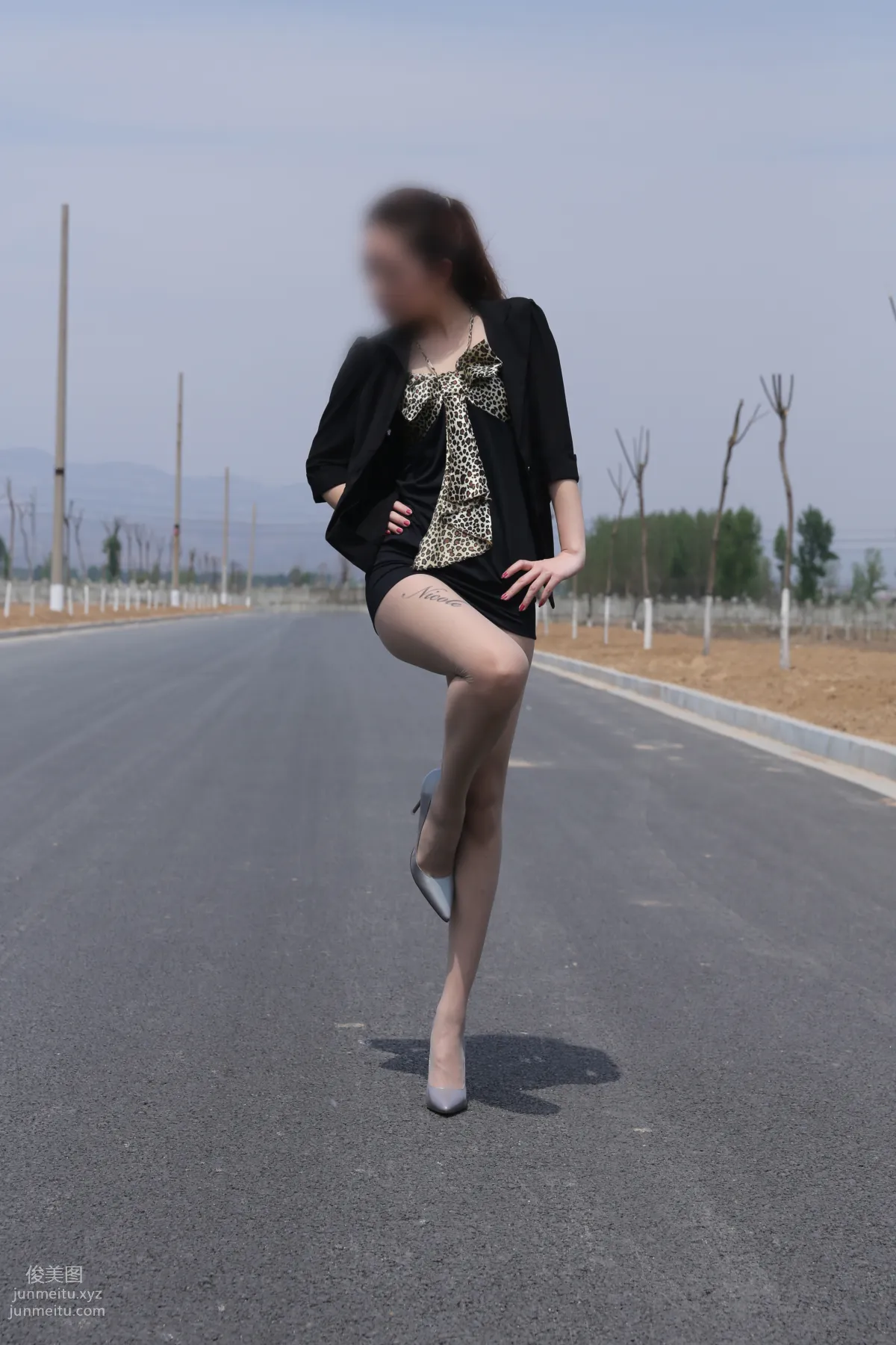 [Nicole Feet] NO.004 Highway, Gray Stockings and High Heels [113P] photo 10