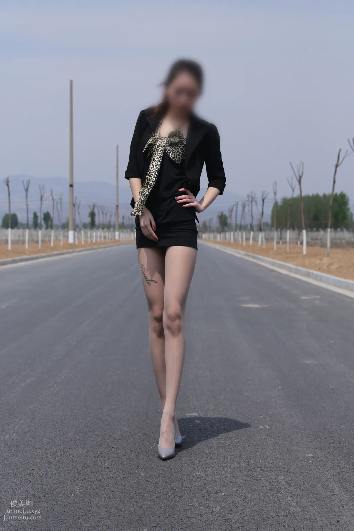 [Nicole Feet] NO.004 Highway, Gray Stockings and High Heels [113P] photo 13