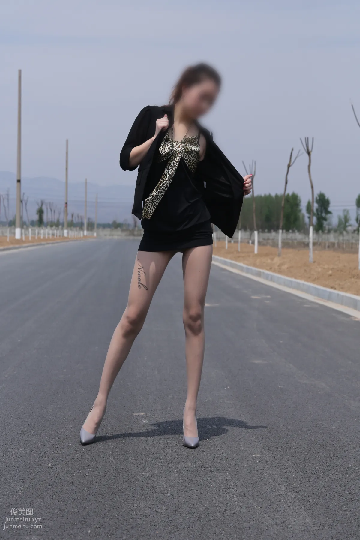 [Nicole Feet] NO.004 Highway, Gray Stockings and High Heels [113P] photo 14
