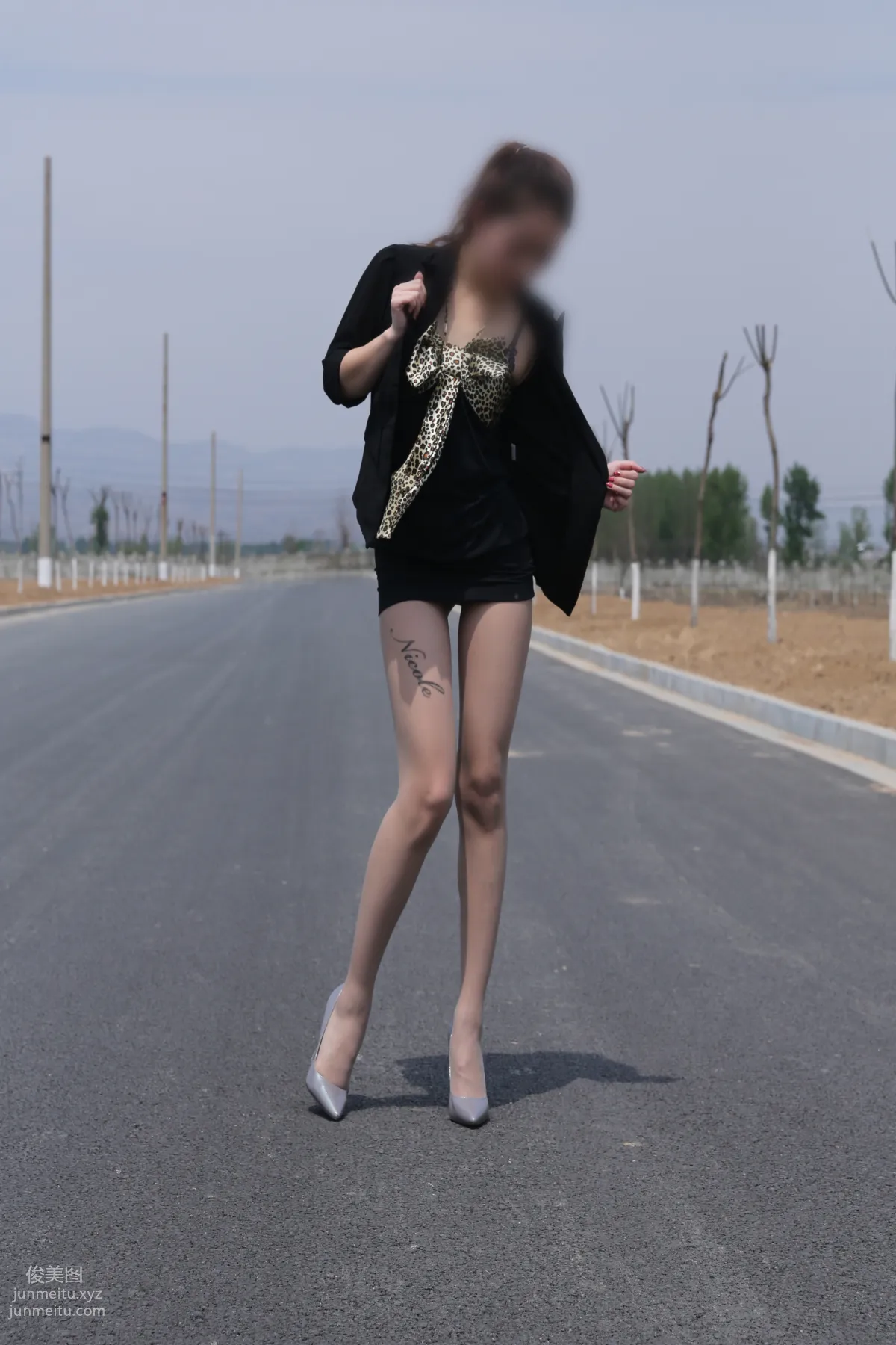 [Nicole Feet] NO.004 Highway, Gray Stockings and High Heels [113P] photo 15