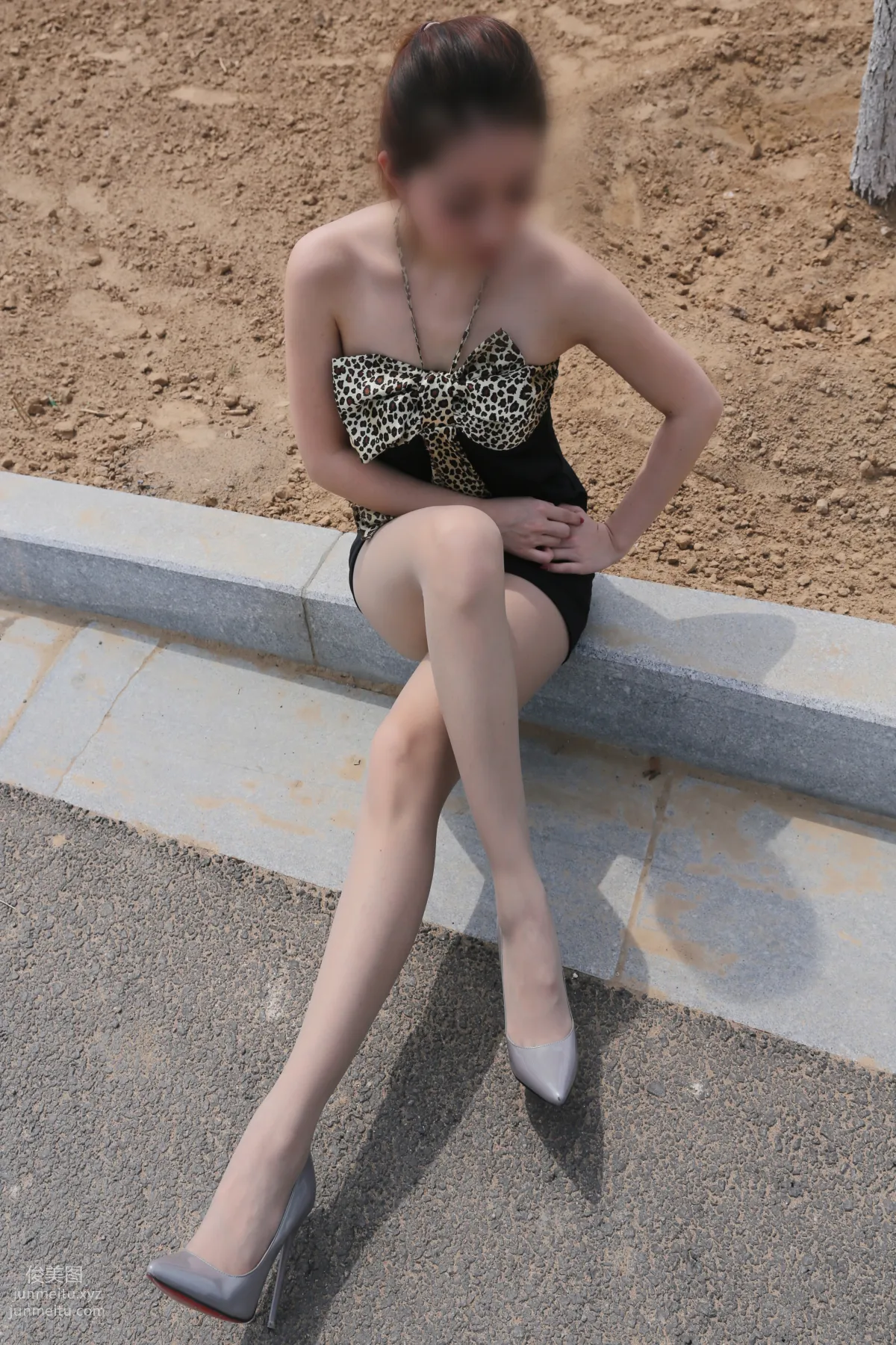 [Nicole Feet] NO.004 Highway, Gray Stockings and High Heels [113P] photo 51