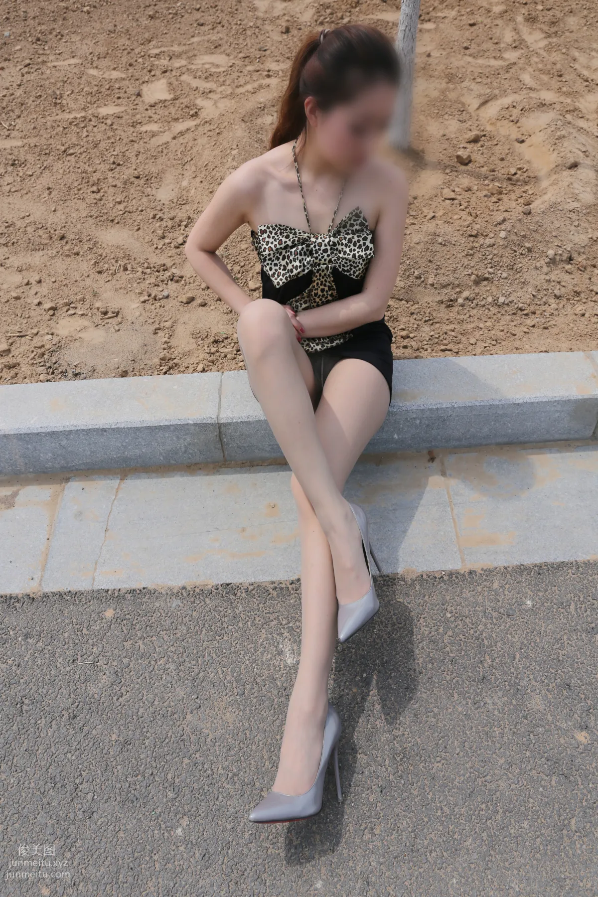 [Nicole Feet] NO.004 Highway, Gray Stockings and High Heels [113P] photo 60