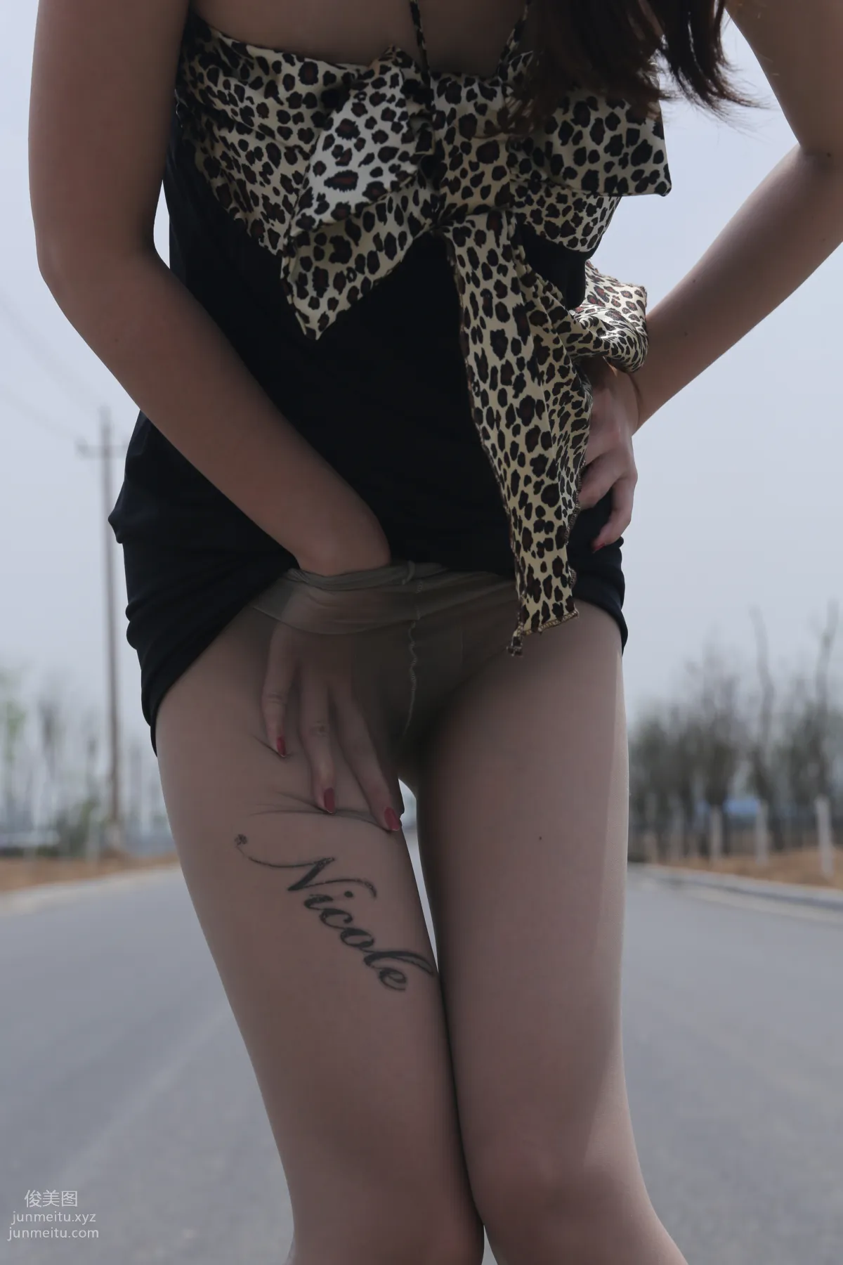 [Nicole Feet] NO.004 Highway, Gray Stockings and High Heels [113P] photo 113