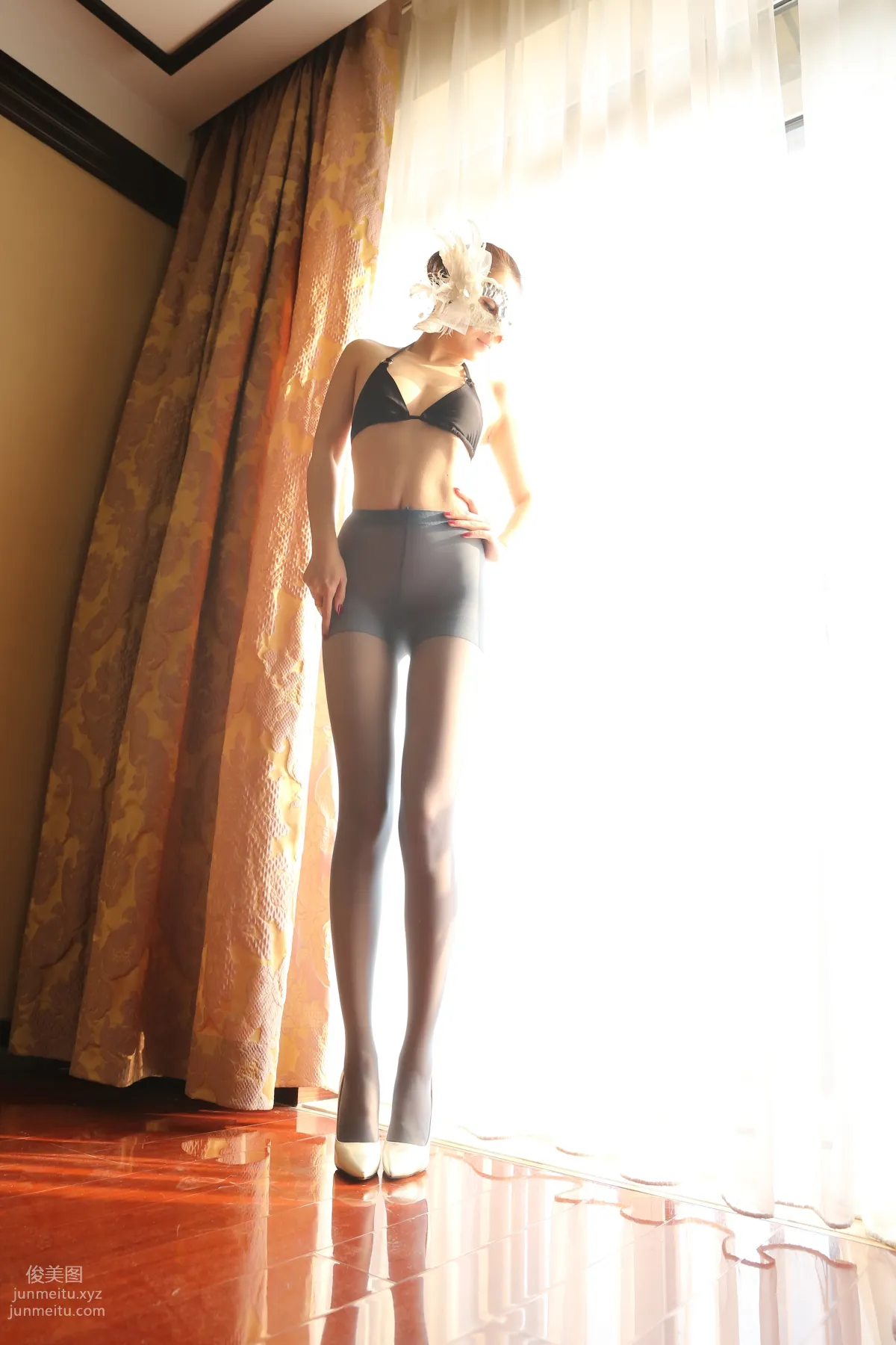 [Nicole Feet] NO.018 Indoor 4, Long Legs and Silk Curves [69P] photo 1