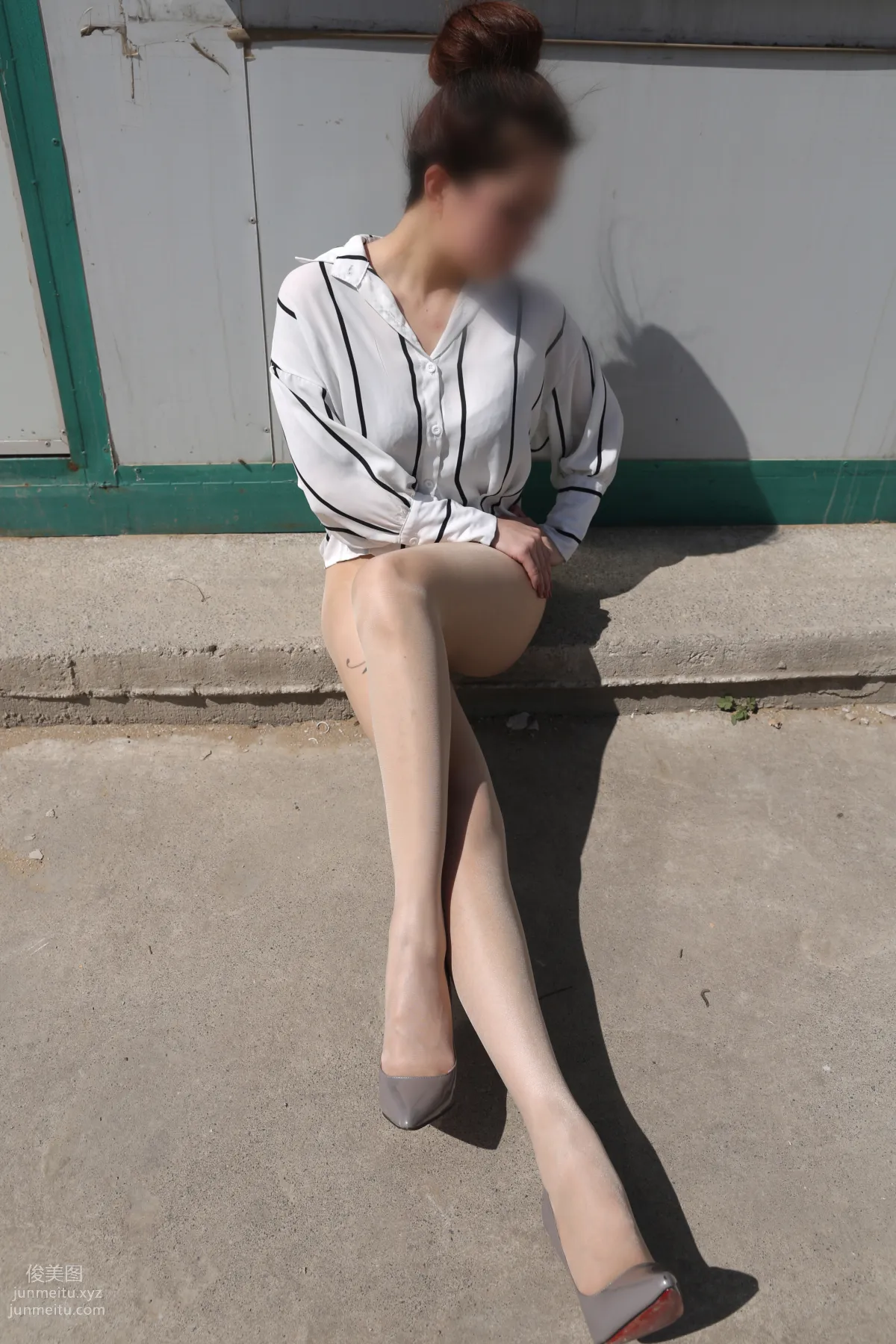 [Nicole Feet] NO.002 Factory Area 2, Nude Stockings and Beautiful Curves [133P] photo 21