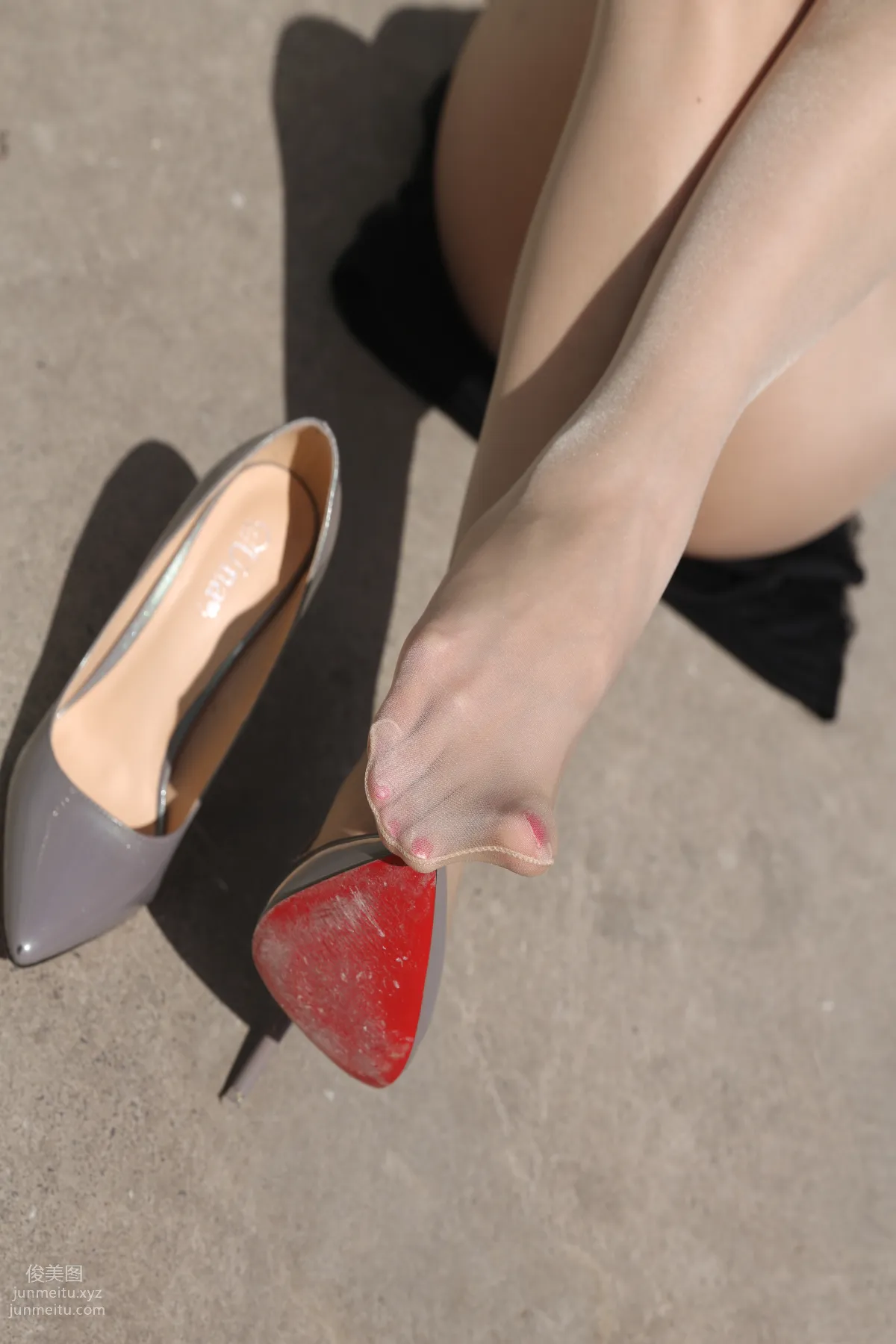 [Nicole Feet] NO.002 Factory Area 2, Nude Stockings and Beautiful Curves [133P] photo 63