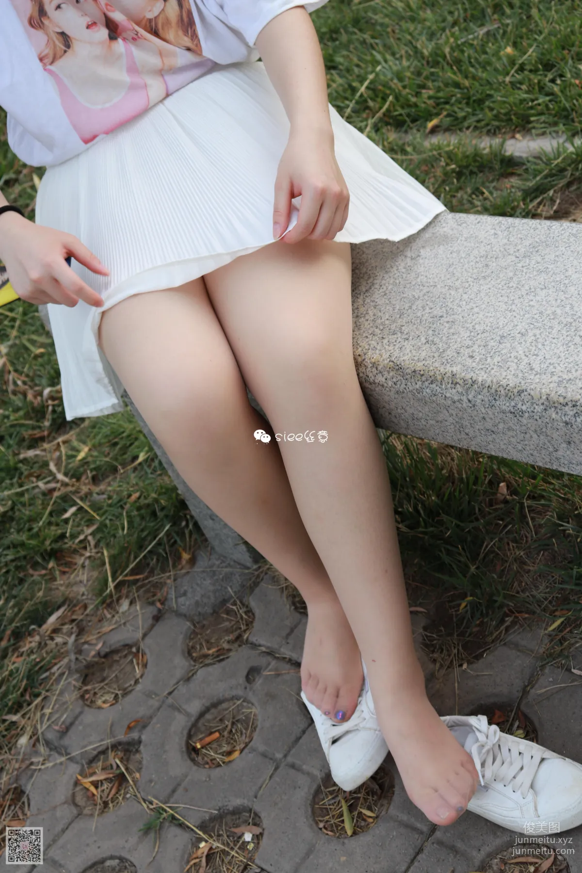 [SIEE絲意] No.154 晨晨~小白裙配肉絲 [41P][原刊] 18