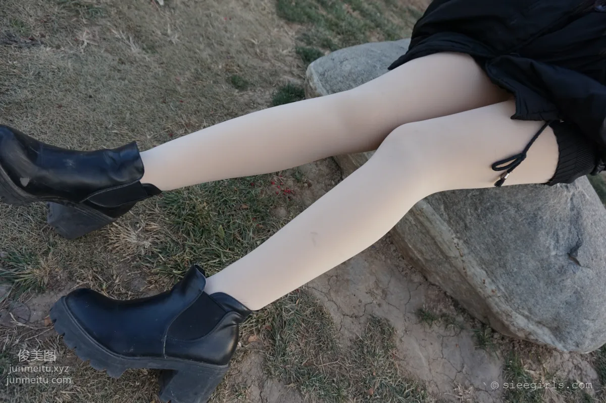 Xi Xi: SIEE No. 028 photo 3