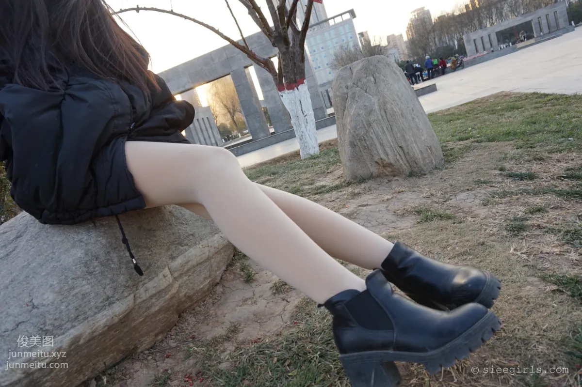 Xi Xi: SIEE No. 028 photo 5