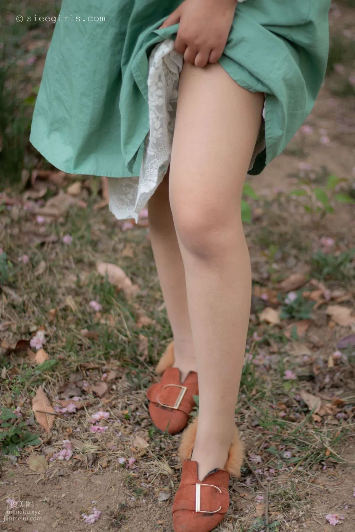 Xi Xi: SIEE No. 069 photo 59