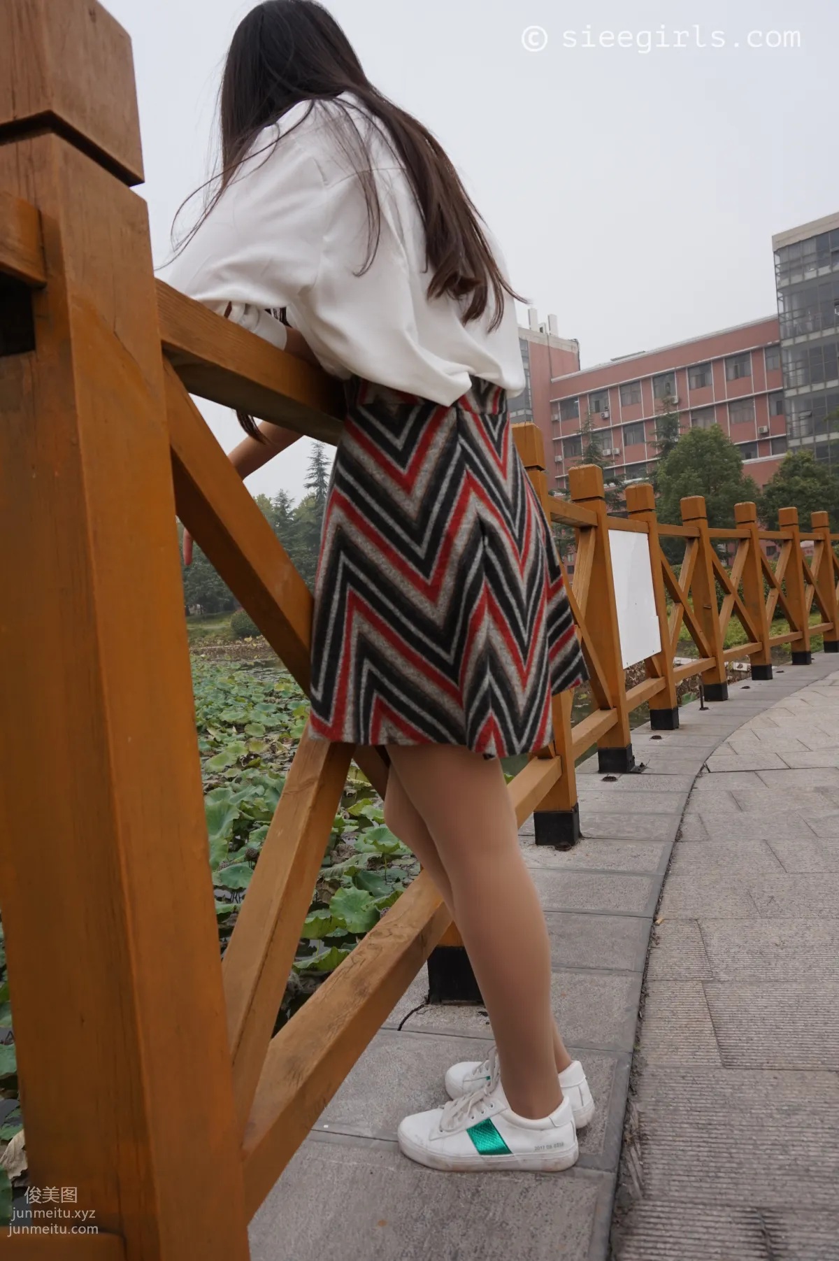 Yu Yu: SIEE No. 011 photo 2