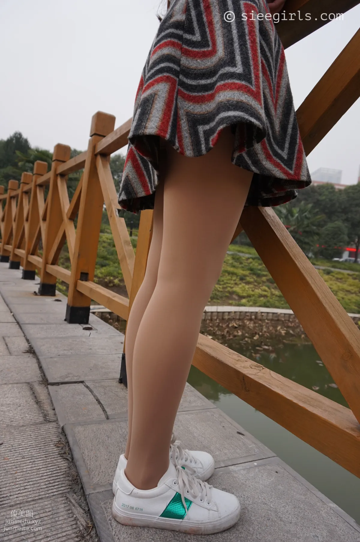 Yu Yu: SIEE No. 011 photo 3