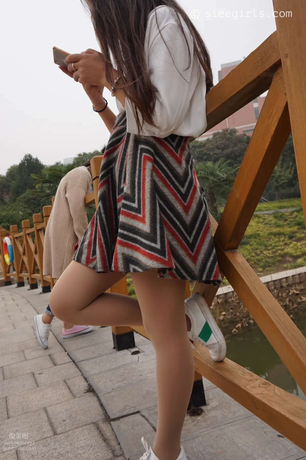 Yu Yu: SIEE No. 011 photo 16
