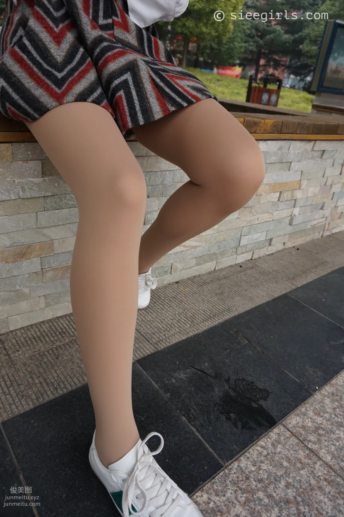 Yu Yu: SIEE No. 011 photo 43