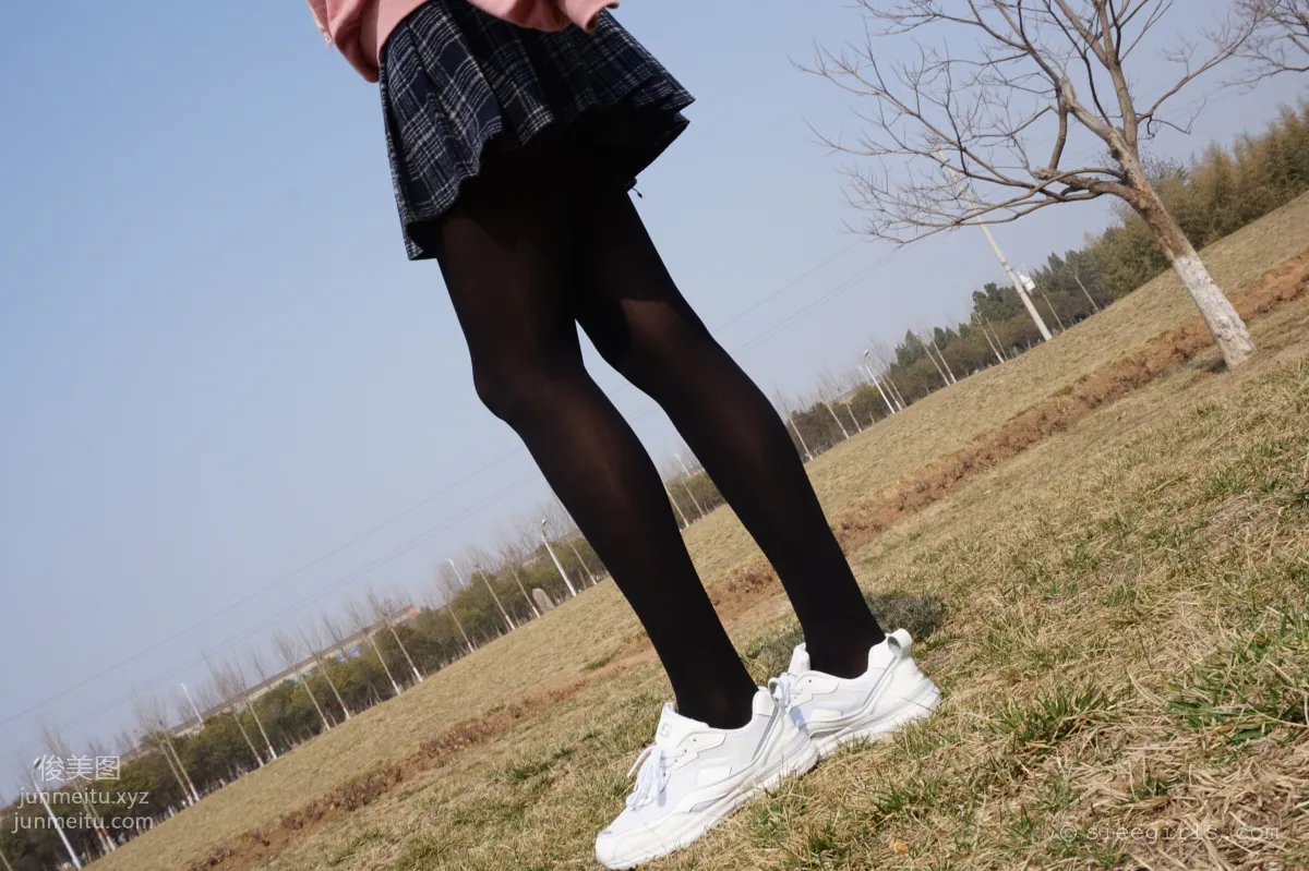 SIEE No. 052 photo 2