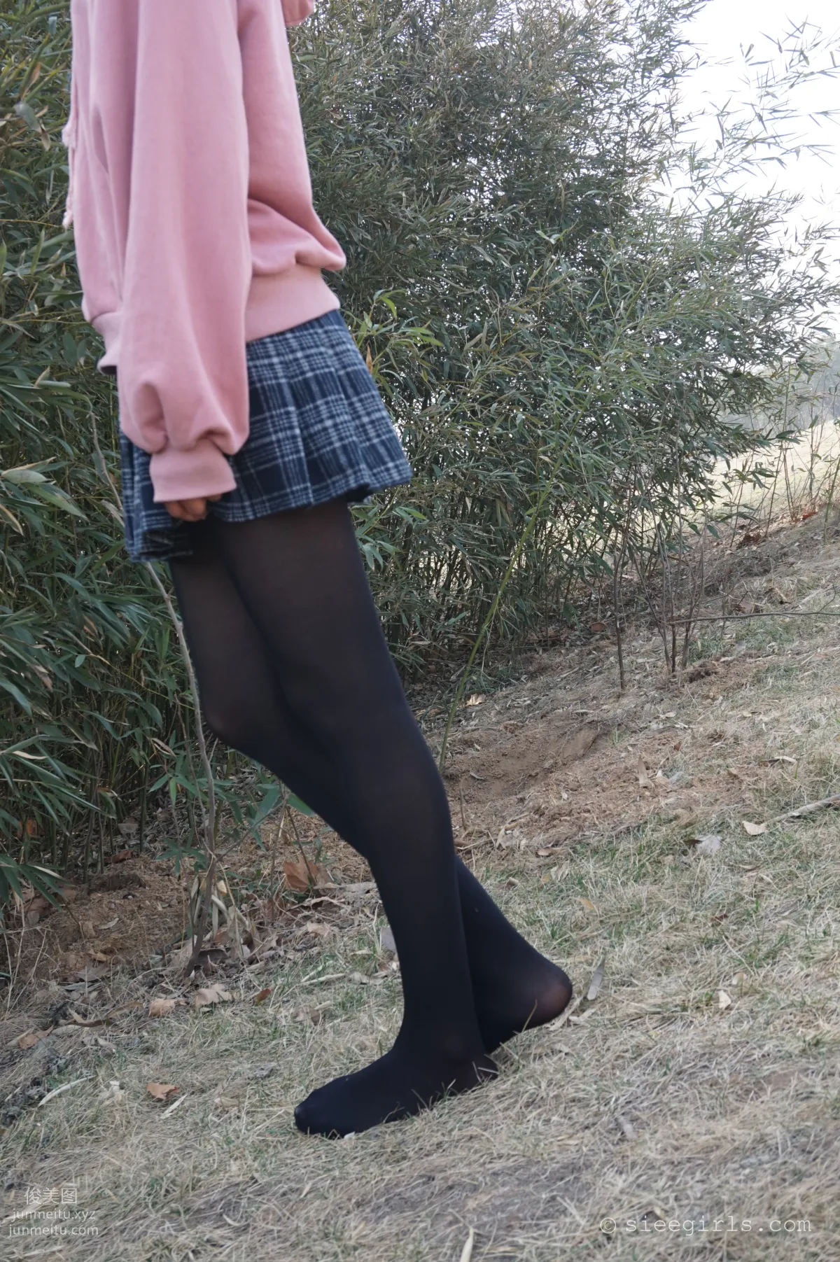 SIEE No. 052 photo 33