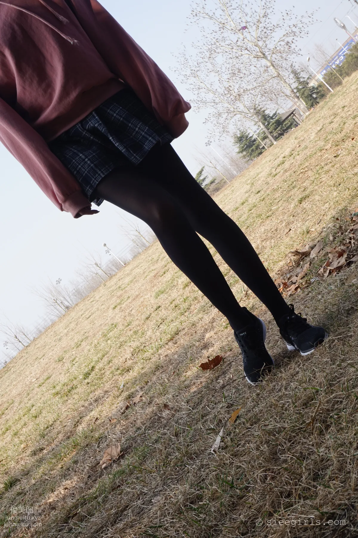 SIEE No. 052 photo 43