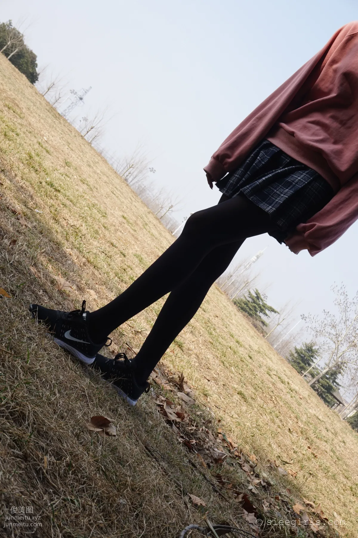 SIEE No. 052 photo 46