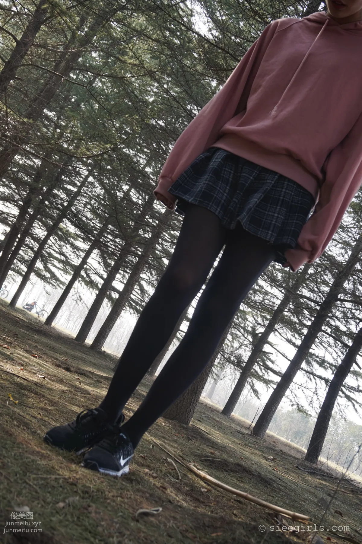 SIEE No. 052 photo 49
