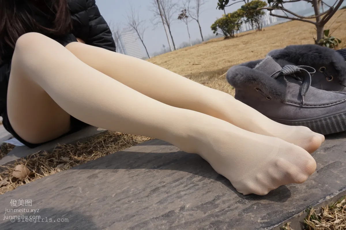 Qi Qi: SIEE No. 045 photo 87