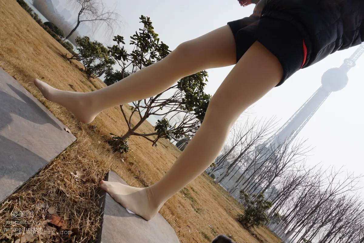 Qi Qi: SIEE No. 045 photo 111