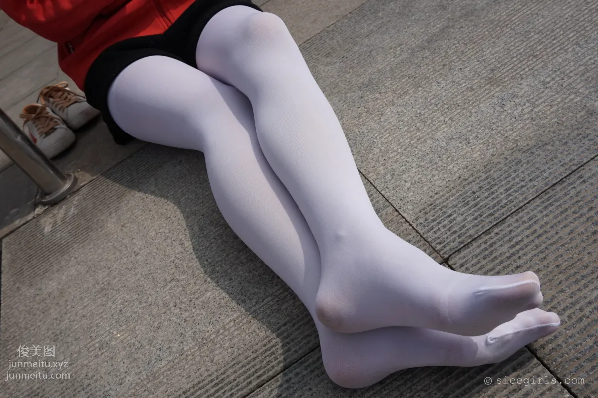 Qi Qi: SIEE No. 050 photo 53