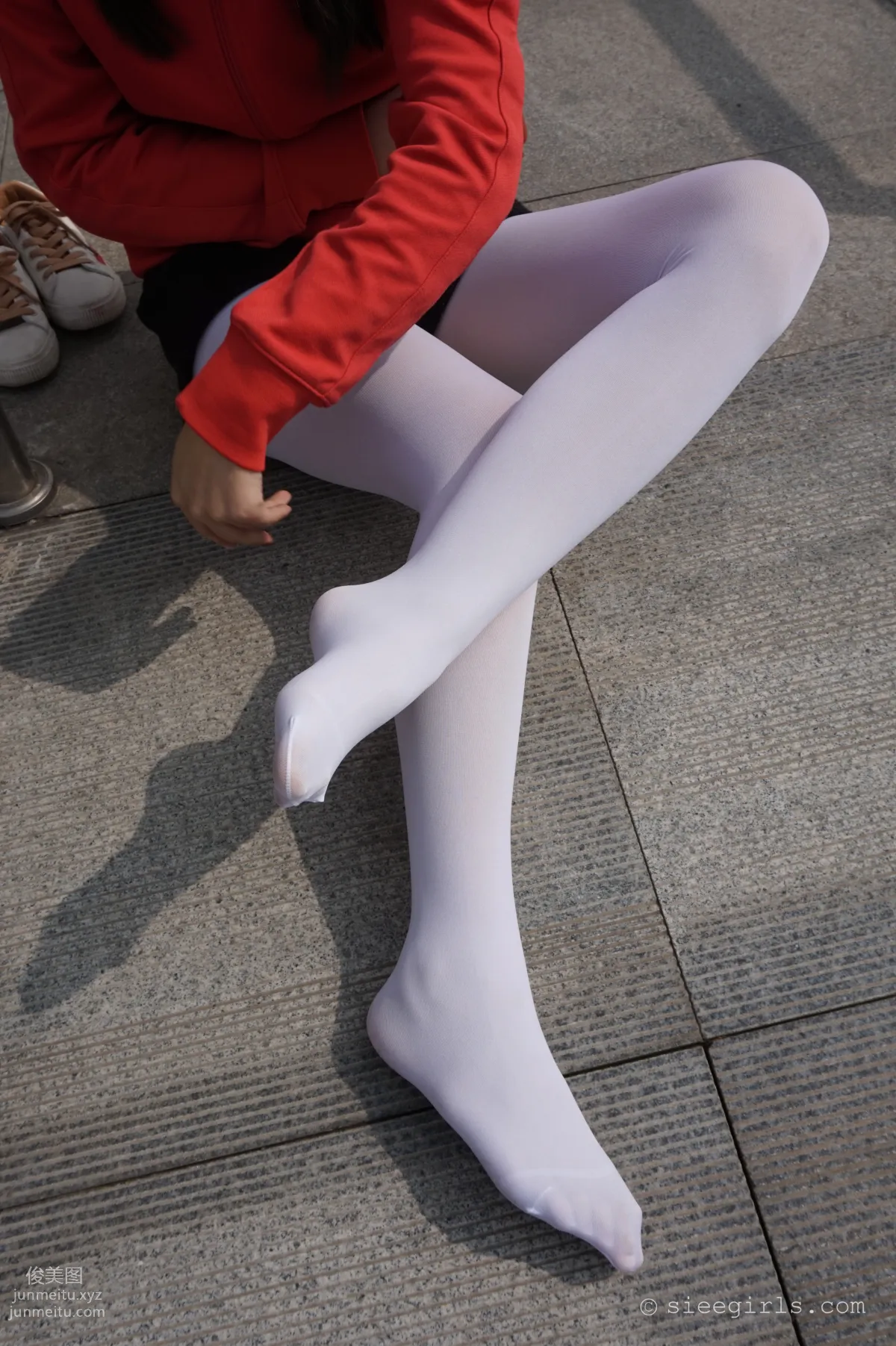 Qi Qi: SIEE No. 050 photo 73